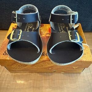 Salt Water Sun-San Surfer Sandal